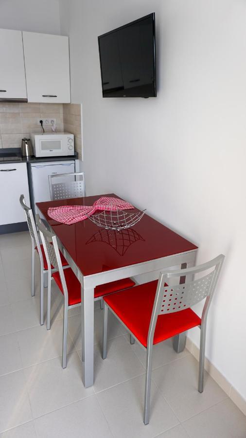 Apartamento Puerto Del Carmen Las Vistas 247 Tías Eksteriør billede
